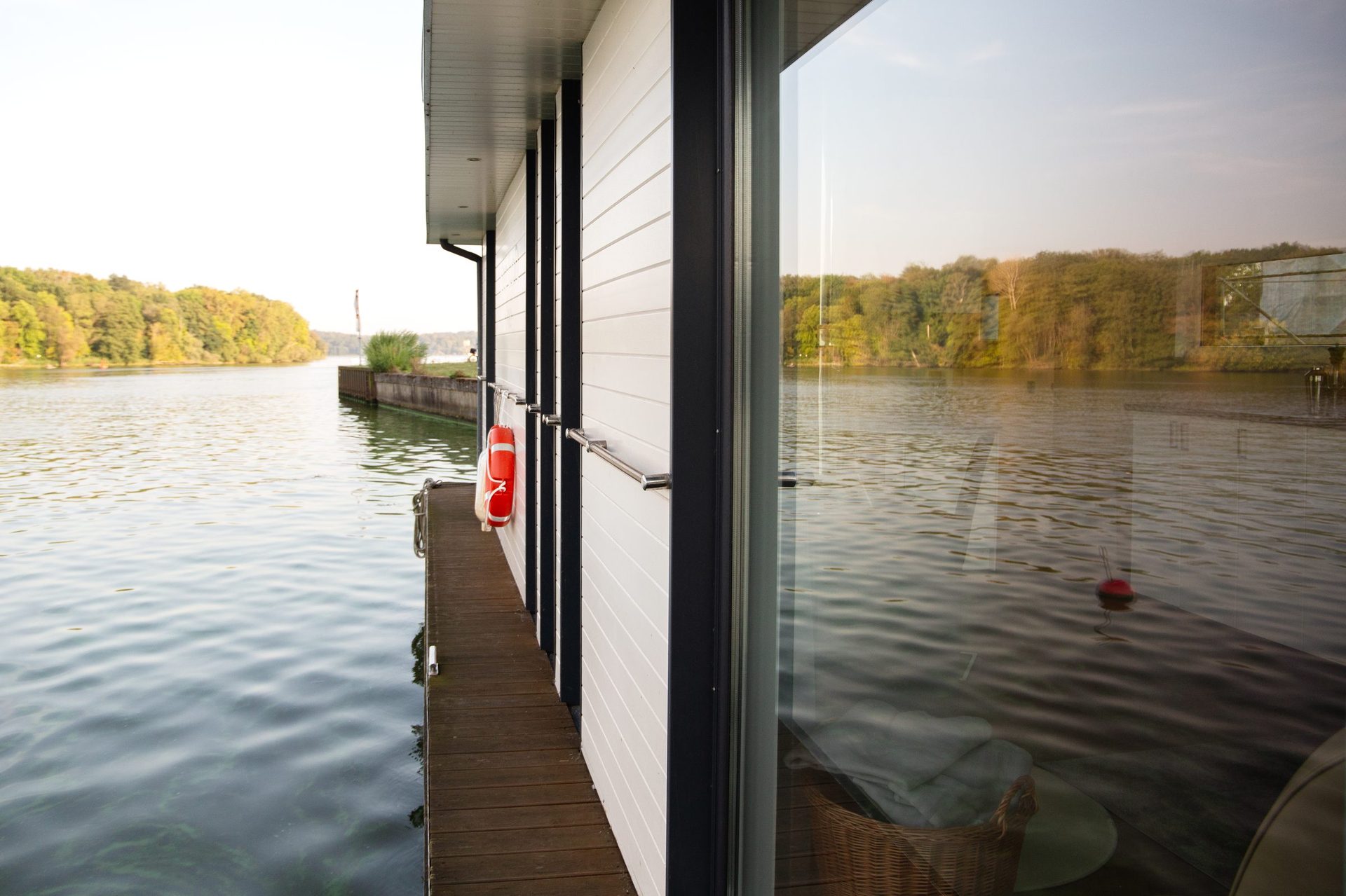 Sea Loft One – schwimmende Ferienwohnung auf dem Jungfernsee